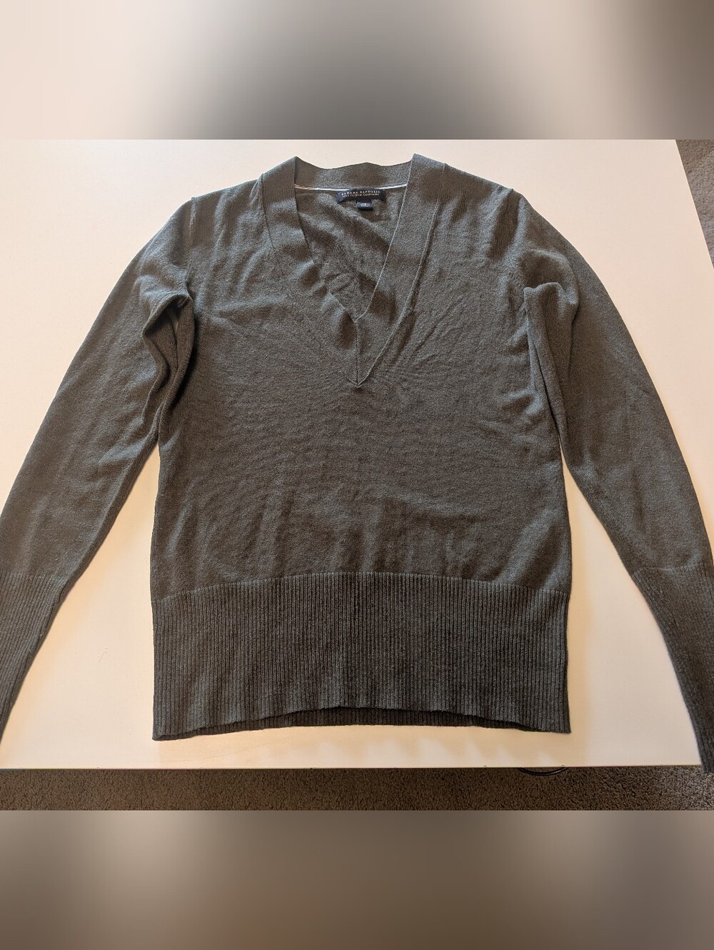 Banana Republic Women's Silk Cotton Cashmere V-neck Sweater In Olive Green
